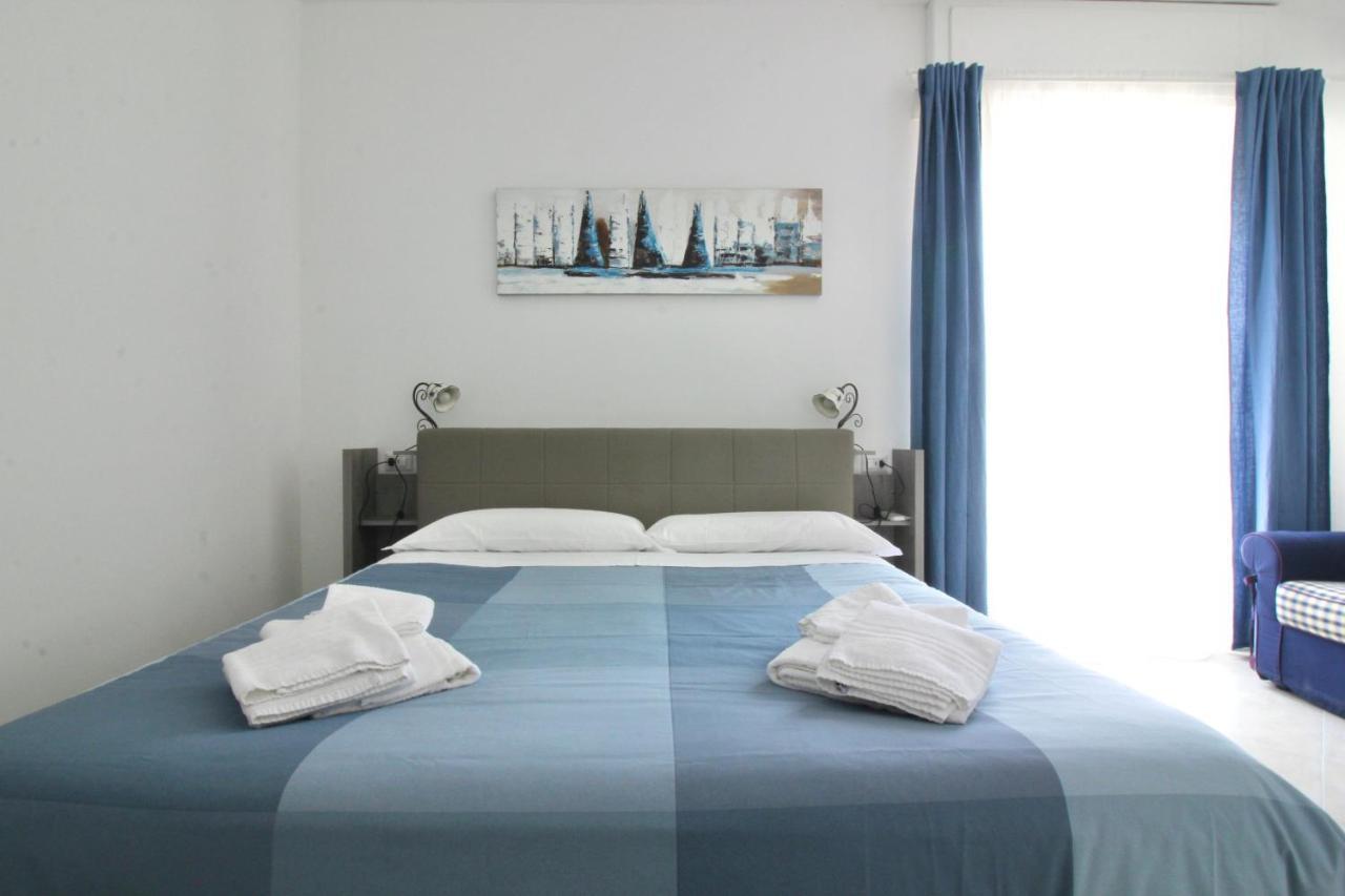 Al Borghetto Apartment เปียซซา อาร์เมรีนา ภายนอก รูปภาพ