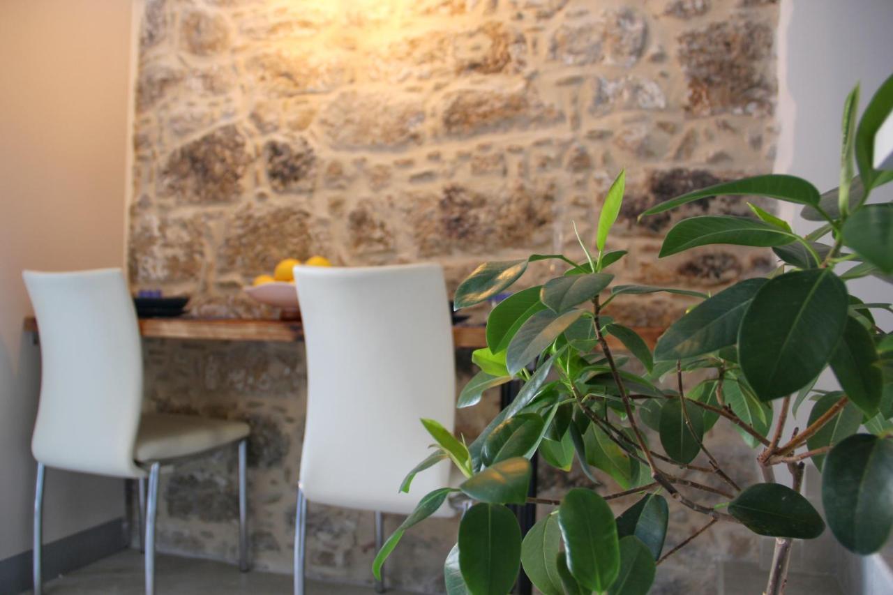 Al Borghetto Apartment เปียซซา อาร์เมรีนา ภายนอก รูปภาพ
