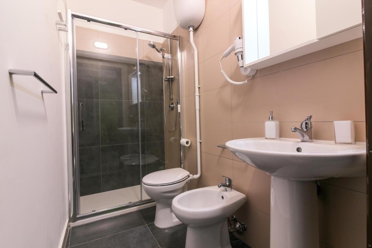 Al Borghetto Apartment เปียซซา อาร์เมรีนา ภายนอก รูปภาพ