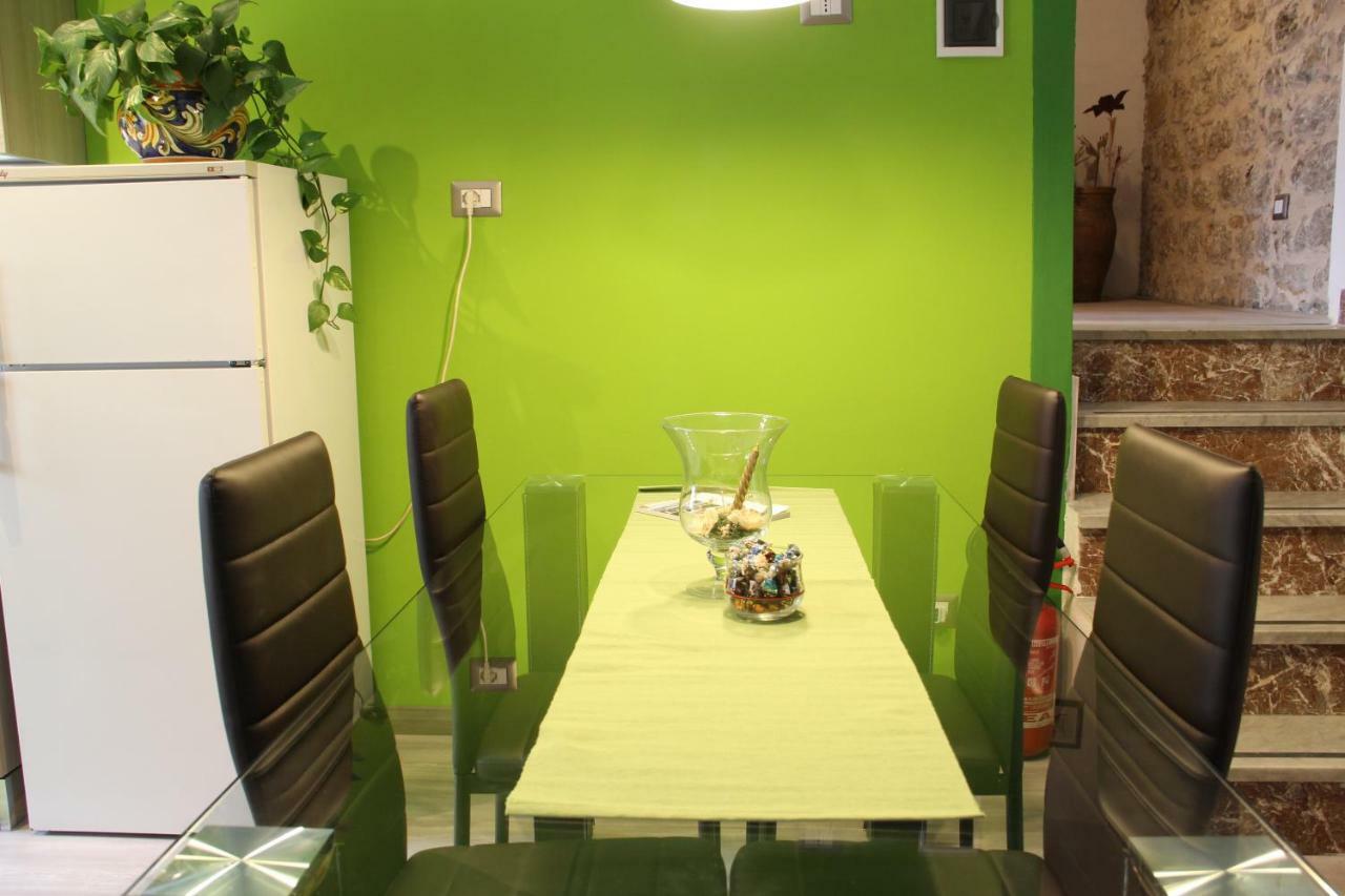Al Borghetto Apartment เปียซซา อาร์เมรีนา ภายนอก รูปภาพ